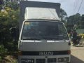 isuzu elf aluminum van-0