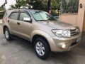 Like New Toyota Fortuner G 2011 AT Diesel For Sale -0