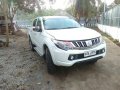 Mitsubishi Strada 2015 White for sale-2