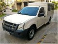 3 Cars Lot 2008 Suzuki Bravo APV 08 Isuzu DMAX IPV 05 Isuzu Crosswind-2