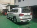 Perfect Condition 2017 Toyota Land Cruiser AT For Sale-1