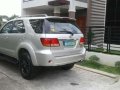 Toyota Fortuner G DIESEL like innova montero suv strada hilux v j v s-4