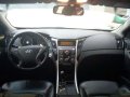 2010 hyundai sonata premium-6