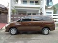 Perfectly Kept 2013 Toyota Innova E Diesel MT For Sale-3