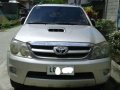 For sale Toyota Fortuner matic 4x4v 2009-1