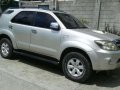 For sale Toyota Fortuner matic 4x4v 2009-0