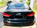 Almost New 2017 Hyundai Elantra 2.0 Variant AT For Sale-3