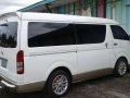 Super Fresh Toyota Hiace GL Grandia 2009 MT For Sale-1