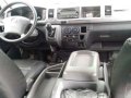 Super Fresh Toyota Hiace GL Grandia 2009 MT For Sale-3