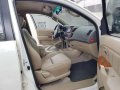 2009 ToyotaFortuner white color for sale -5