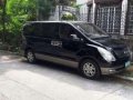 Hyundai Starex Gold 2011 AT Black For Sale -1