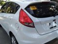 Ford Fiesta 2015 MT White HB For Sale -2