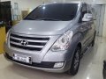 Family Van Grand Starex for sale -0