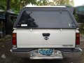 Fresh Nissan Frontier 2000 MT White For Sale -1