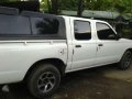Fresh Nissan Frontier 2000 MT White For Sale -3