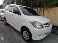 For sale Toyota Avanza 1.3J White 2011-0