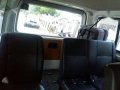 Toyota Hiace Commuter 2011 MT White For Sale -2