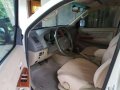 Toyota Fortuner 2010 4x2 AT White For Sale -8
