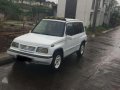 Suzuki Vitara 4x4 MT SUV White For Sale -0