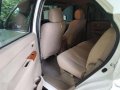 Toyota Fortuner 2010 4x2 AT White For Sale -9