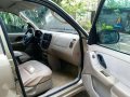 Ford Escape Xls Matic 2005 Beige For Sale -4