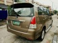 Super Fresh 2011 Toyota Innova G AT Gas For Sale-8