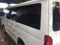 2017 Toyota HiAce Commuter 3.0 MT White For Sale -9