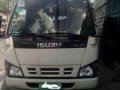 For sale Isuzu NHR 2009 model -0