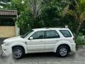 Super Fresh 2010 Ford Escape XLS 2.3L For Sale-3