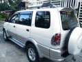 Isuzu Crosswind Xuv 2005 Manual White For Sale -1