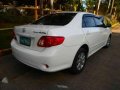 Toyota Corolla Altis E 2008 MT White For Sale -3
