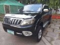 Toyota Hilux 2006 2.5 4x2 MT Black For Sale -0