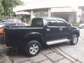 Toyota Hilux 2006 2.5 4x2 MT Black For Sale -5