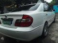 Toyota Camry 2.4V 2005 AT White For Sale -5