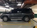 Toyota Land Cruiser 2009 AT Gray SUV For Sale -3