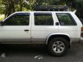 Nissan Terrano 2000 4x4 MT White For Sale -0