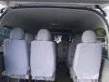 Toyota Hiace GL Grandia 2007 MT White For Sale -4