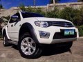 2010 Mitsubishi Strada 2.5 GLS 4x4 White For Sale -7