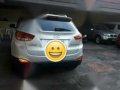 2010 Hyundai Tucson Gas Manual Silver For Sale -3