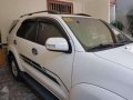 Toyota Fortuner G 2014 MT 4x2 2.5 MT White For Sale -3