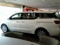 Kia Grand Carnival 2017 for sale -6