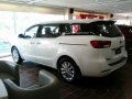 Kia Grand Carnival 2017 for sale -5