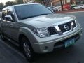 2011 Nissan Frontier Navarra LE 4x4 AT Silver For Sale -7