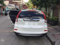 2016 Honda CRV Automatic 4x2 White For Sale -1