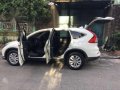2016 Honda CRV Automatic 4x2 White For Sale -3
