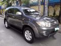 All Original Toyota Fortuner AT Gas 2010 For Sale-9
