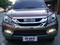 Isuzu Mux 3.0 LSA 2016 AT Red For Sale -0