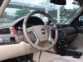 Good as new Chevrolet Suburban 2011 for sale-14