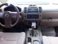 Nissan Navara LE 4x2 MT 2.5 Black For Sale -7