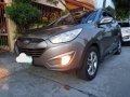 Hyundai Tucson 2011 Gls Theta II AT Brown For Sale -4